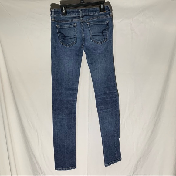 Women’s American Eagle Jeans | Size 2 - Picture 2 of 3